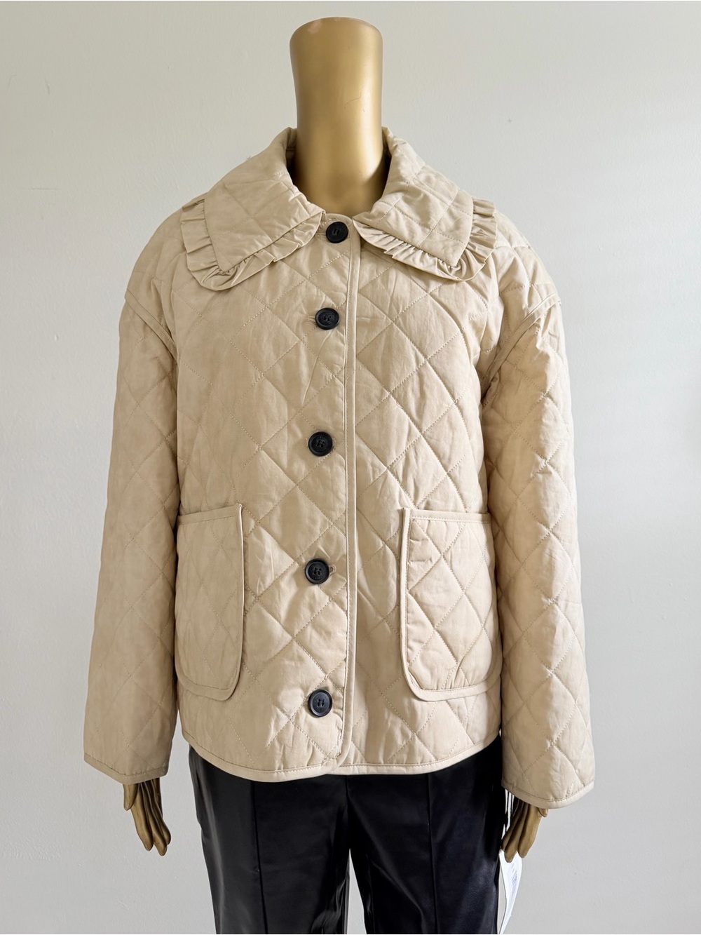 Quilted Ruffle-Collar Puffer Jacket - Beige - Picture 2 of 11